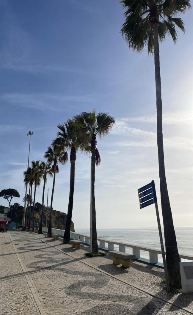 Appartement Charming Flat 10 Min Walk To Beach