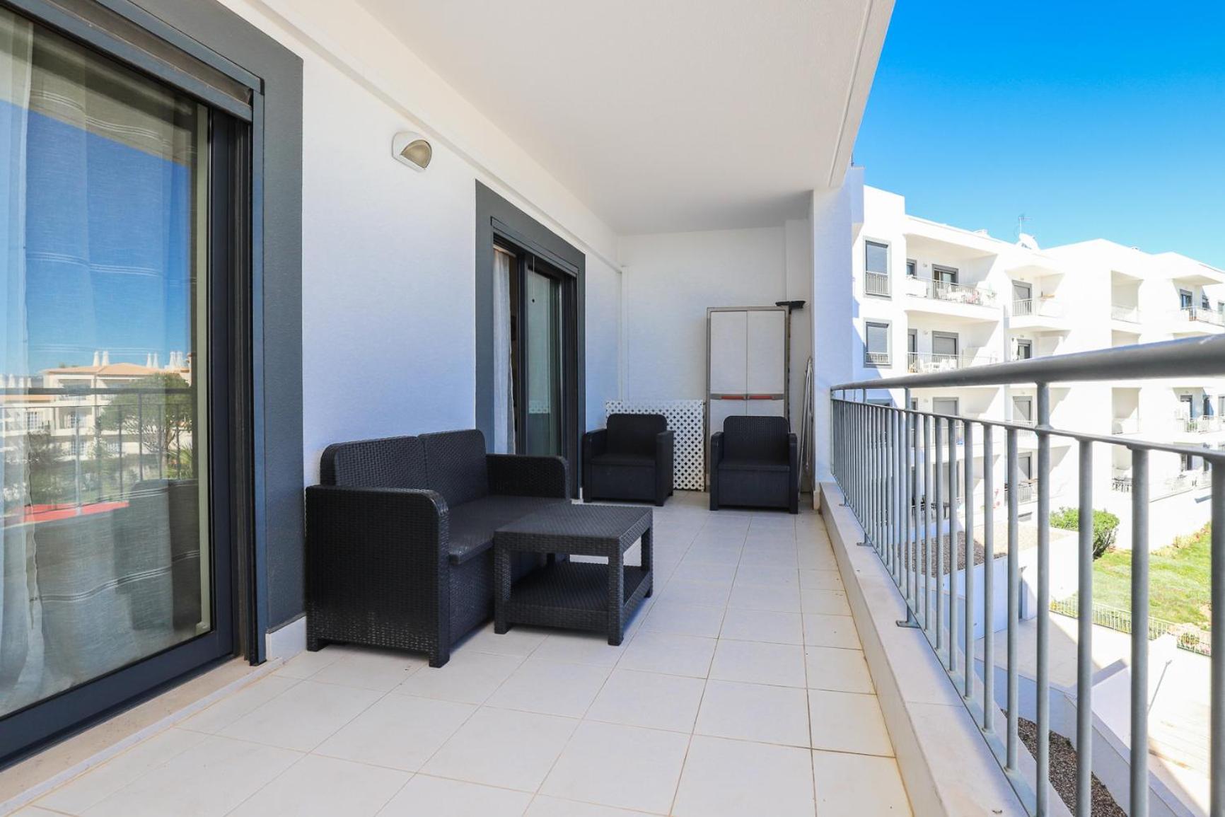 Appartement Charming Flat 10 Min Walk To Beach